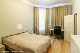 Apartment for rent in Riga, 90.00m2