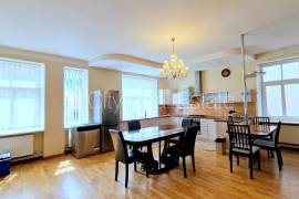 Apartment for sale in Riga, 189.00m2