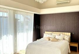 Apartment for sale in Riga, 178.10m2