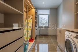 Apartment for rent in Jurmala, 160.00m2