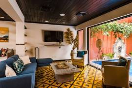 Villa Cerca del Mar 5: Beach House in Highly Coveted and Intimate Development in Tamarindo/Langosta
