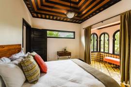 Villa Cerca del Mar 5: Beach House in Highly Coveted and Intimate Development in Tamarindo/Langosta