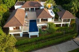Impressive Four-Bedroom Sea View Villa in Ao Por