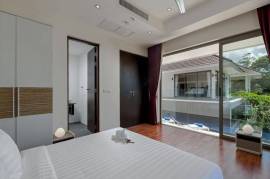 Impressive Four-Bedroom Sea View Villa in Ao Por