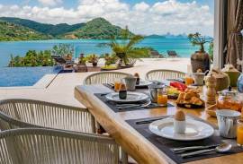 5-Bedroom Ultra-Luxe Oceanfront Villa in Ao Por