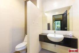 Karon Hill Palm - Quiet 31 m2 Furnished Studio for Sale Only 10 Minute Walk from Karon Beach
