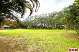 Investment 7-room resort business for sale in Khuekkhak, Phangnga