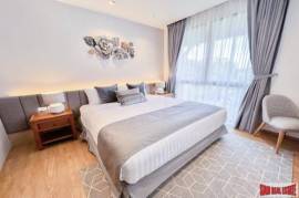 Royal Phuket Marina - Elegant Newly Renovated Four Bedroom Penthouse for Sale in Koh Kaew