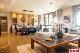 Royal Phuket Marina - Elegant Newly Renovated Four Bedroom Penthouse for Sale in Koh Kaew