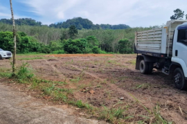 Prime Land Opportunity: 4000 sqm (2 Rai 2 Ngan) Land in 5 mins drive to UWC school