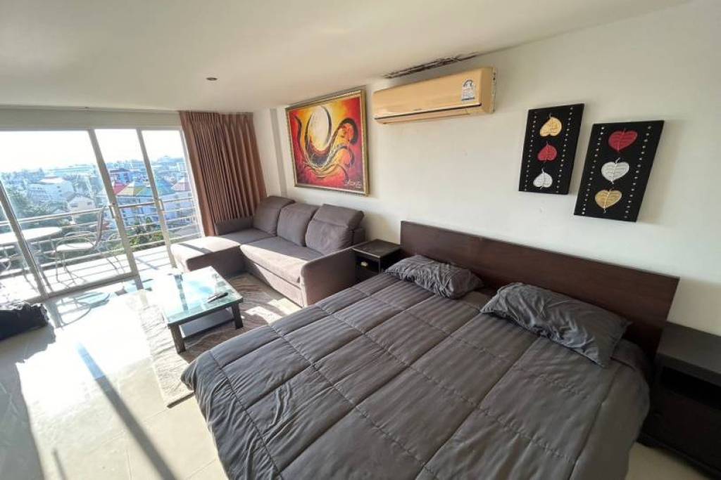 3. 5 mln THB reduced from 4 mln ! Bayshore Oceanview Patong - Spacious Studio 48 m2 Condo for Sale 20 mins walk to Patong Beach