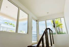 Layan Garden - Newly Renovated Penthouse Condominium with Sea-Views and Excellent Facilities For Sale