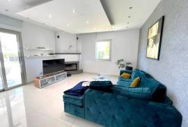 Fully Furnished 6 Bedroom Villa - Peyia, Paphos