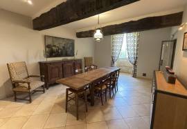 Elegant Hilltop Estate - Northern Gers 10-Hectare Property with a Michelin-Starred Legacy