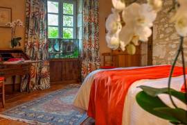 Elegant Hilltop Estate - Northern Gers 10-Hectare Property with a Michelin-Starred Legacy