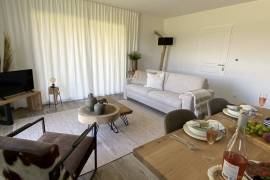 Villa on golf course with communal pool, Pyrenees views N°3