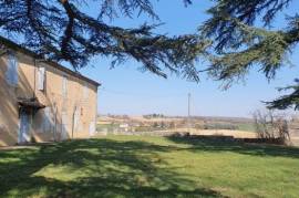 House for sale, 14 rooms - Auch 32000