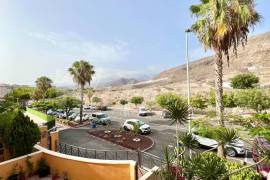 2 Bedroom Apartment In Parque Tropical Complex For Sale In Los Cristianos LP23877