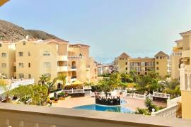 2 Bedroom Apartment In Parque Tropical Complex For Sale In Los Cristianos LP23877