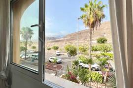 2 Bedroom Apartment In Parque Tropical Complex For Sale In Los Cristianos LP23877