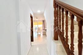 2 Bedroom Apartment In Parque Tropical Complex For Sale In Los Cristianos LP23877