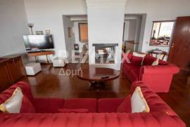 Maisonette 308 sq.m for sale