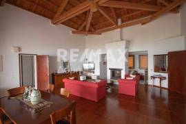 Maisonette 308 sq.m for sale