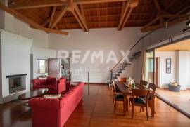 Maisonette 308 sq.m for sale