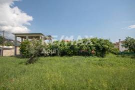 Plot 1300 sq.m for sale