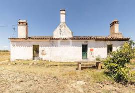 Farmhouse Alandroal Ferreira de Capelins