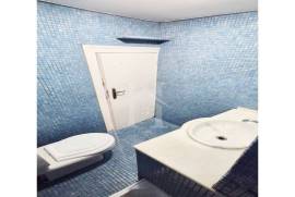 Apartamento T2+1 junto ao Elevador da Bica com Vista para o Tejo