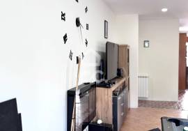Floor refurbished villa with garden