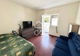 Floor refurbished villa with garden
