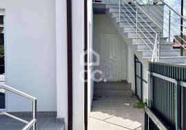 Floor refurbished villa with garden
