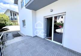 Floor refurbished villa with garden
