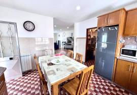 Floor refurbished villa with garden