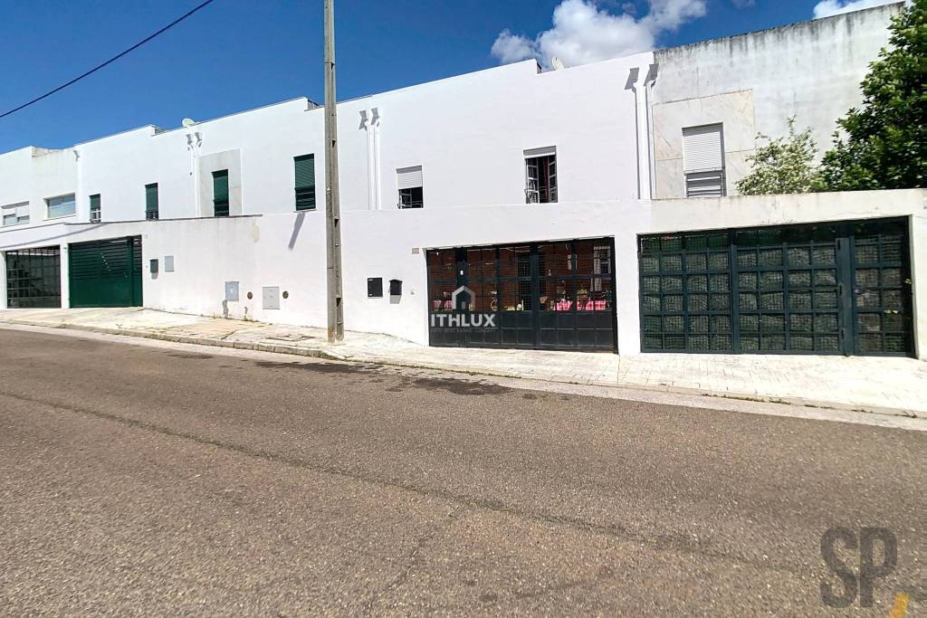 Excellent 4 Bedroom Villa in Elvas
