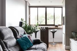Apartment, for sale, FURNISHED, 73m2, 3 bedrooms, 1 suite, washed, semi-furnished, 1 vacancy, shopping, lower city, poa/rs