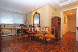 Great semi-furnished apartment, 213M², for sale, 4 bedrooms, 2 suites, 1 parking space, Mont ́Serrat, POA/RS