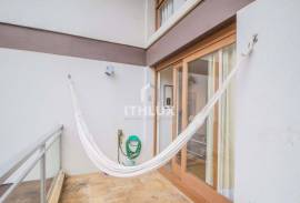 Apartment, for sale,184.72m2, 3 bedrooms, 1 suite, 2 bathrooms, 2 parking spaces, semi-furnished, Parcão, Mont Serrat, Poa/ RS