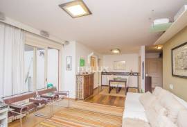 Apartment, for sale,184.72m2, 3 bedrooms, 1 suite, 2 bathrooms, 2 parking spaces, semi-furnished, Parcão, Mont Serrat, Poa/ RS