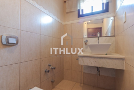 Penthouse, For Sale, 228m2, 3 Bedrooms, 1 Suite, 2 Bathrooms, 1 Toilet, Semi-furnished, 2 Vacancies, Parcão,Mont Serrat, Poa/ RS