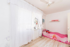 Apartment, For sale, 72m2,Semifurnished, 2 Bedrooms,1 Bathroom, Forum, Menino Deus, Poa/RS