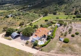 Coastal Country Retreat - near Salema