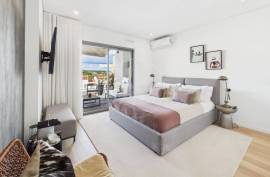 Tavira town centre 4 bedroom luxury villa with private pool
