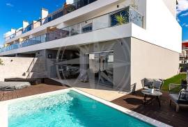 Tavira town centre 4 bedroom luxury villa with private pool
