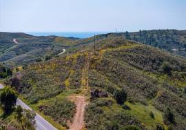 Your Algarve Vision: A Hilltop Ruin Awaiting Transformation Your Algarve Vision: A Hilltop Ruin Awaiting Transformation