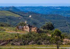 Your Algarve Vision: A Hilltop Ruin Awaiting Transformation Your Algarve Vision: A Hilltop Ruin Awaiting Transformation