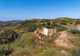 Your Algarve Vision: A Hilltop Ruin Awaiting Transformation Your Algarve Vision: A Hilltop Ruin Awaiting Transformation