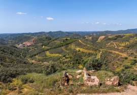 Your Algarve Vision: A Hilltop Ruin Awaiting Transformation Your Algarve Vision: A Hilltop Ruin Awaiting Transformation